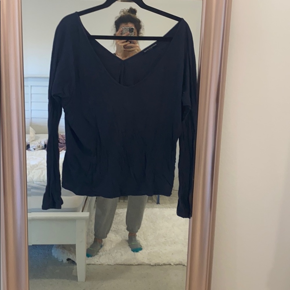2 for 1 Brandy Melville & Lulu Lemon long sleeves